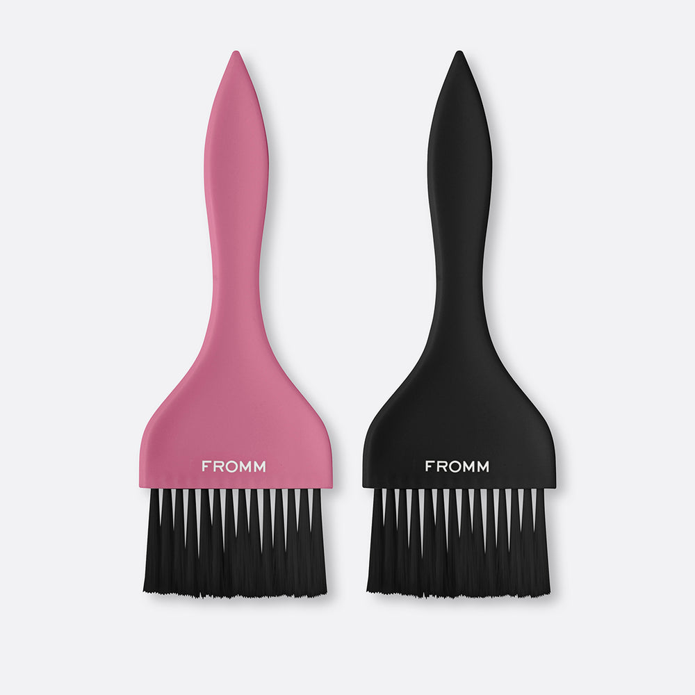 Two XL paint brushes, one pink and one black, with 'FROMM' branding on a light grey background.